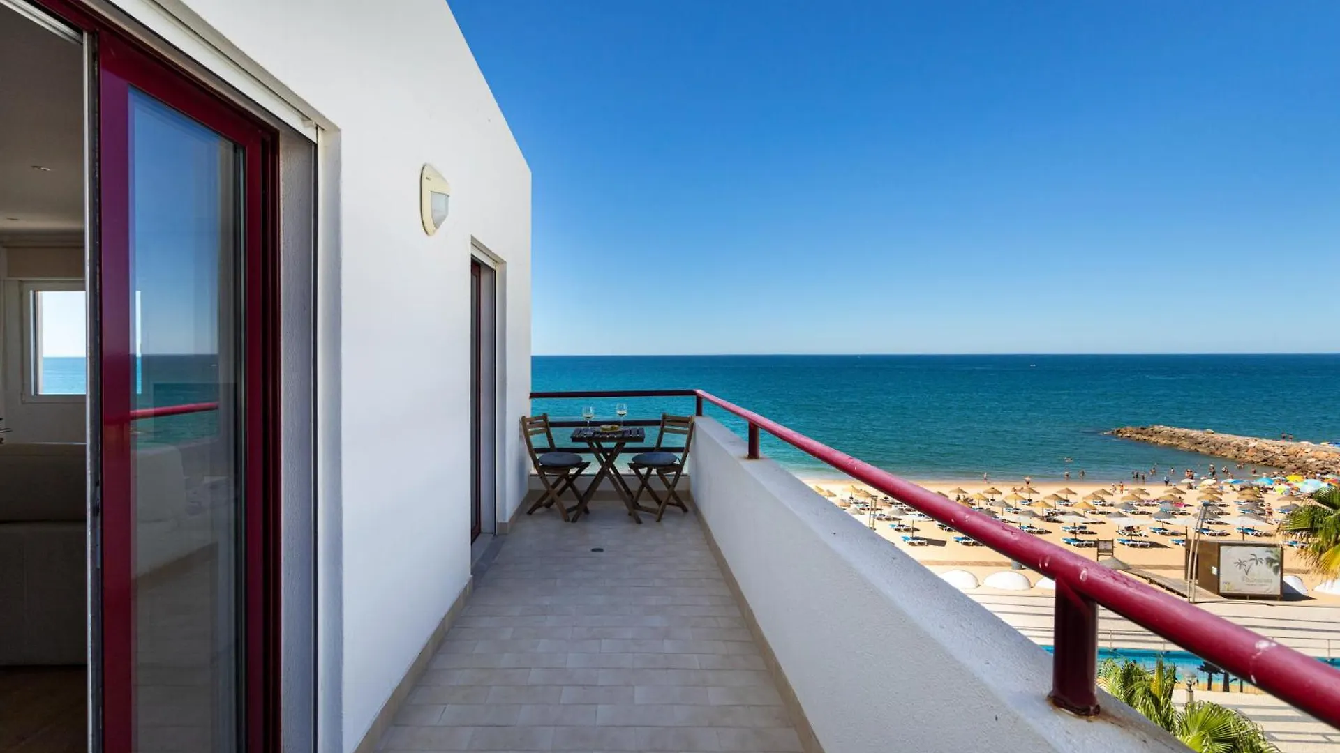 Apartment Centralgarve - Beachfront With Pool Penthouse Quarteira